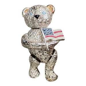 Napier Patriotic Teddy Bear Brooch with American Flag, Silver-tone, USA Flag.